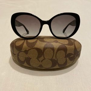 Black Coach sunglasses 5002/11